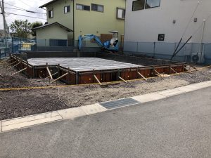 基礎着工しました