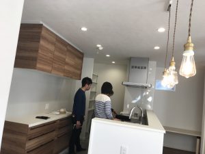 引き渡し