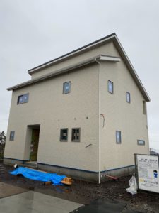 外壁が貼り終わりました。