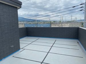 施工途中の屋上庭園