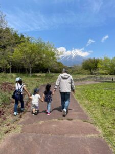 孫とこどもの国に行ってきました