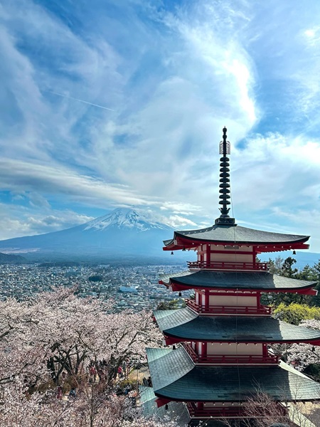 新倉富士浅間神社