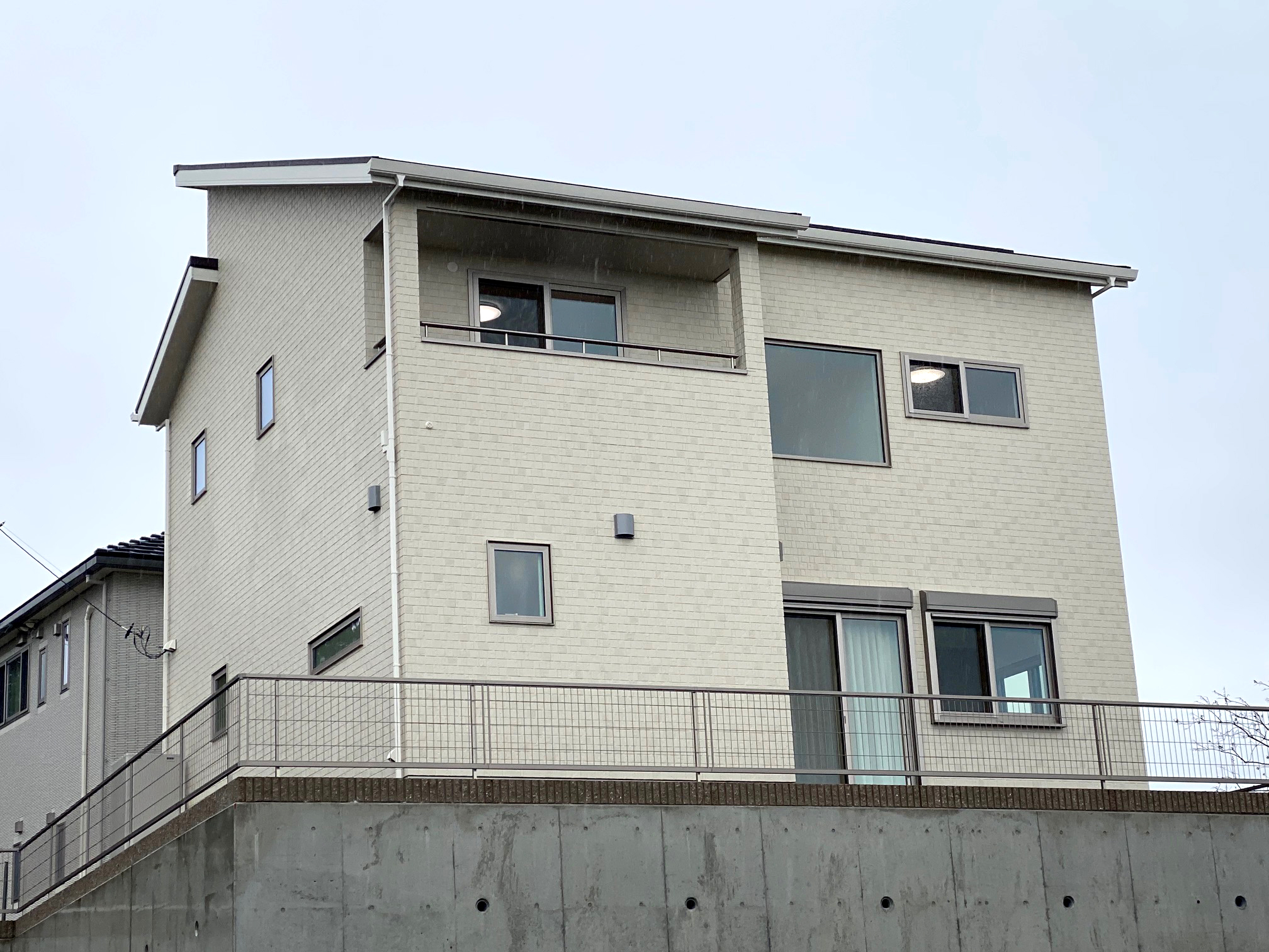 全館空調（YUCACOシステム）で高台から富士市内が一望できる快適プラス見晴らしのいい暮らし｜イデキョウホームの施工事例｜富士・富士宮の新築注文住宅