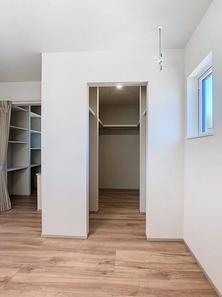 衣類をスマートに管理する「WIC」｜富士市M邸