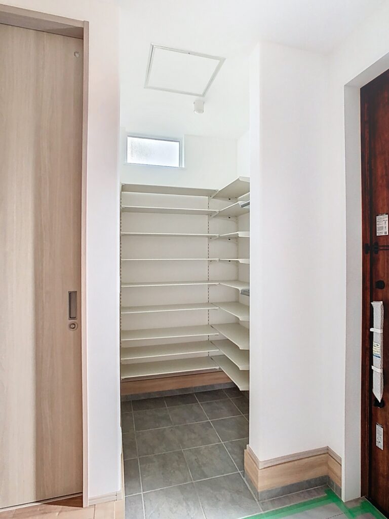 美しさをキープする、玄関シューズクローク｜富士K邸